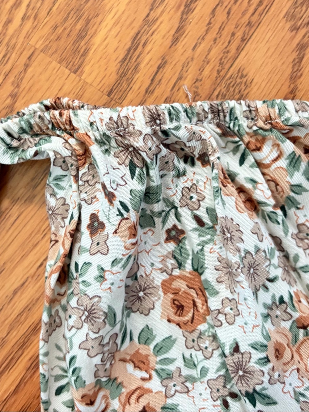 Elloh Women’s Floral Off-the-Shoulder Smocked Midi Dress - Size Medium - Picture 9 of 14
